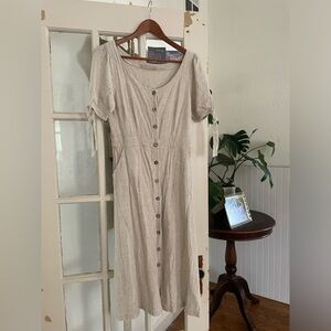 Button beige linen dress
